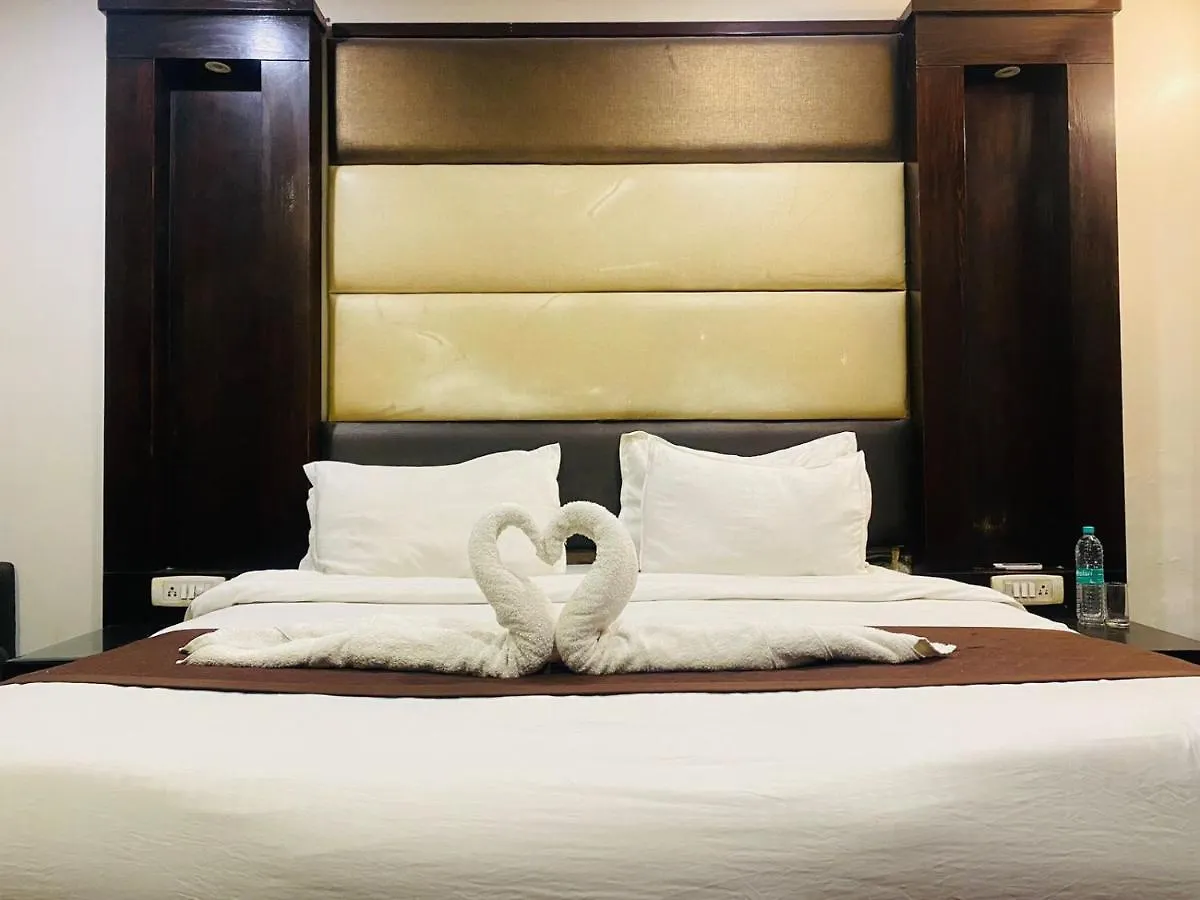 Qotel Express Sandberry Prashant Vihar 3*, Delhi (National Capital Territory of India) India